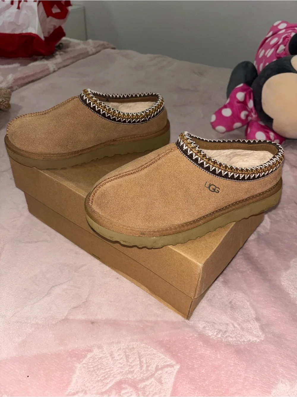 UGG Chestnut Suede tasman slippers